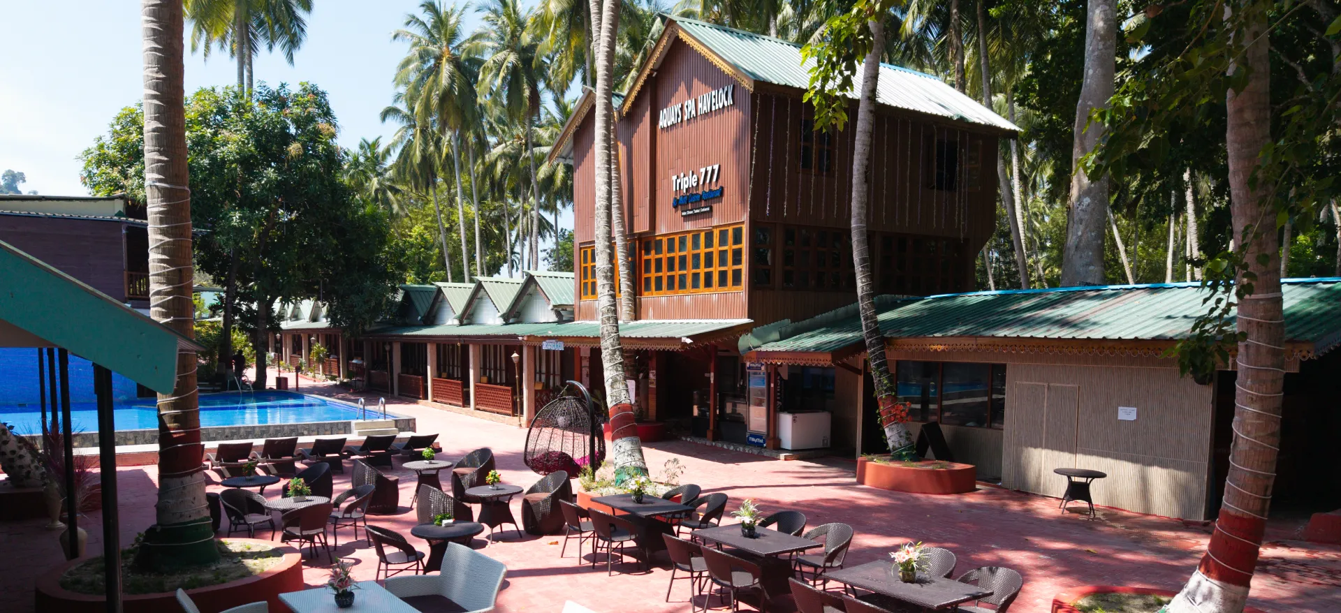 Family Plaza Beach Resort